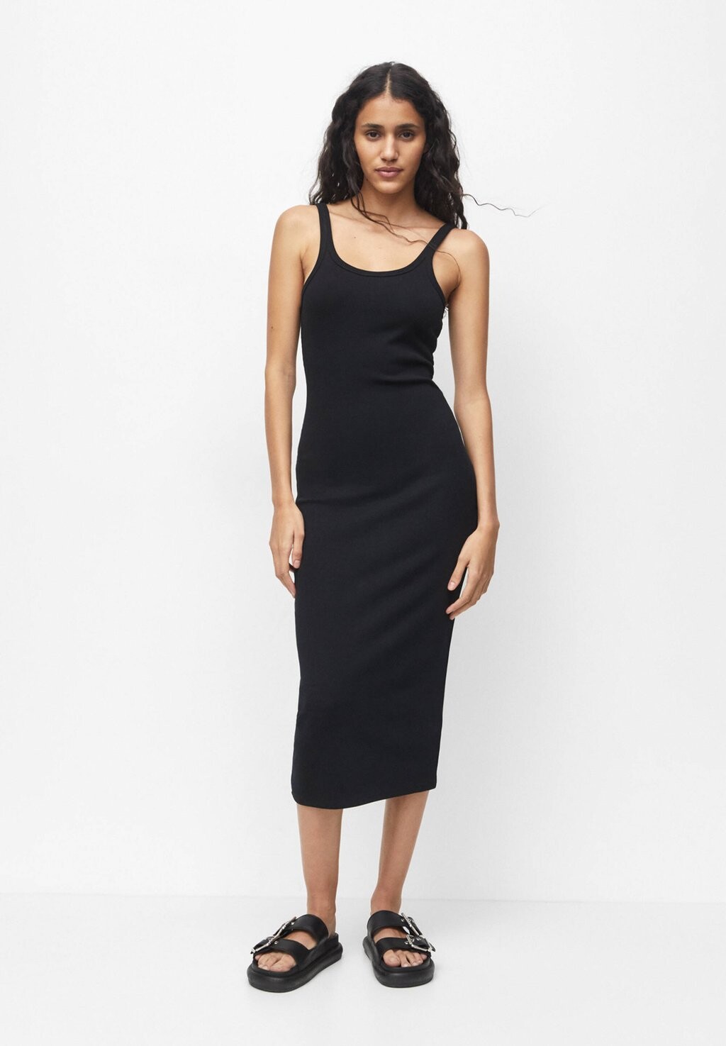

Платье из джерси PULL&BEAR, черный