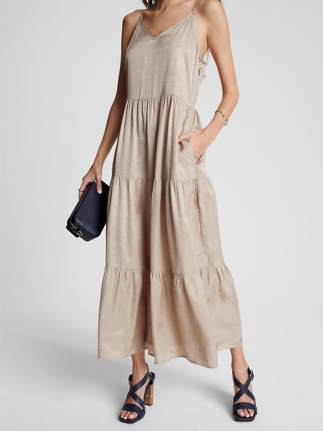 

Платье Tommy Hilfiger Tiered Midi, песочный