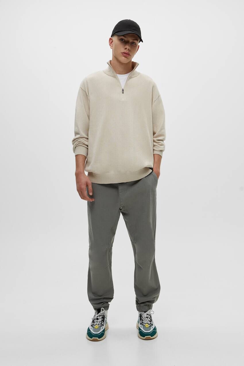

Базовые джоггеры Pull&Bear, серый