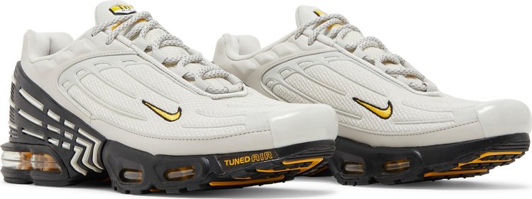 Nike air max plus white store and gold