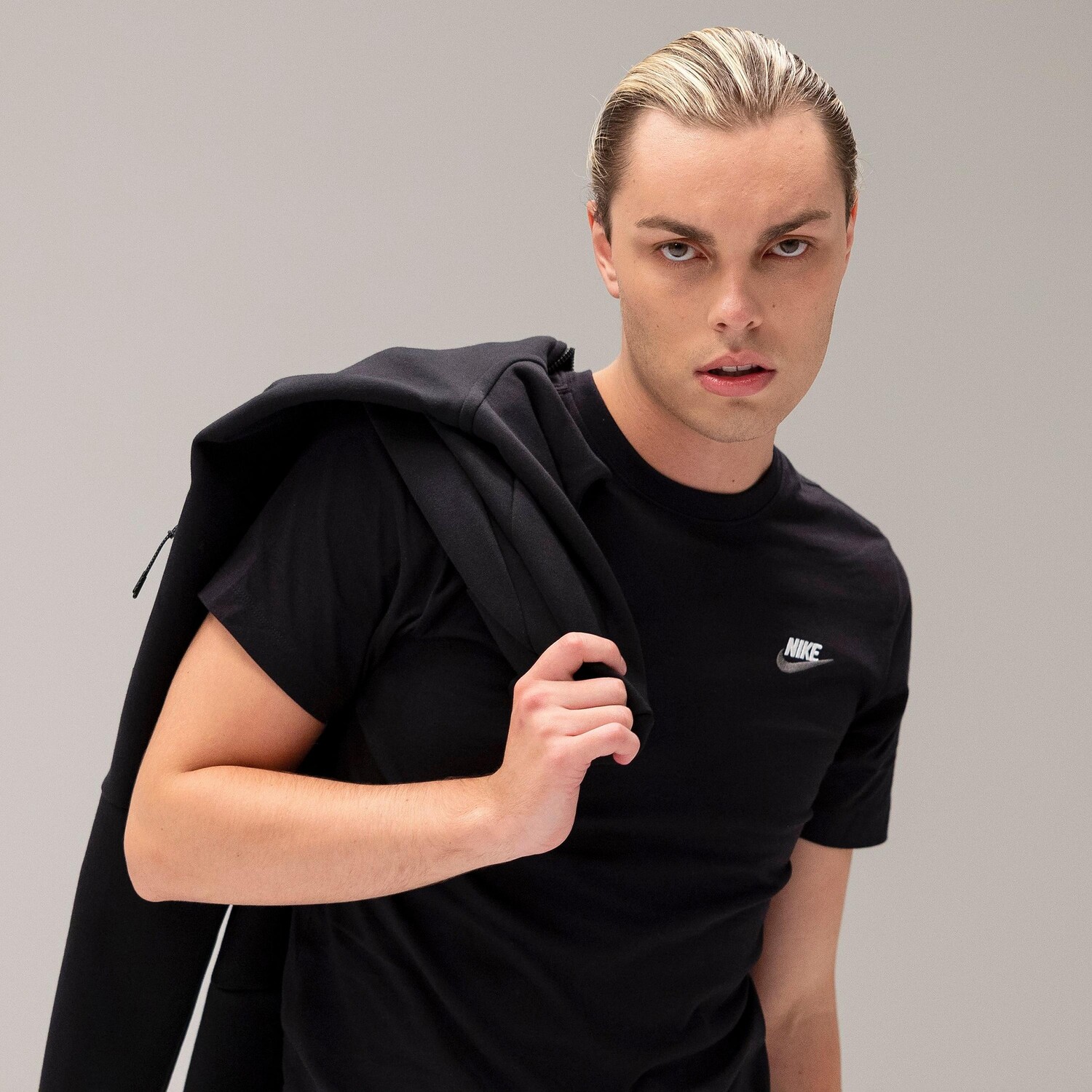 

Клубная футболка Nike Sportswear, черный