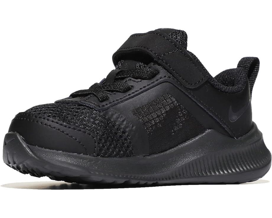 

Кроссовки Nike Downshifter 11, цвет Black/Dark Smoke Grey