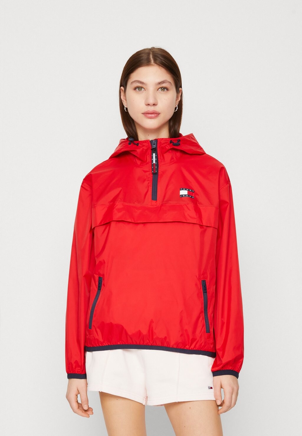 

Ветровка Tommy Jeans, темно-малиновый
