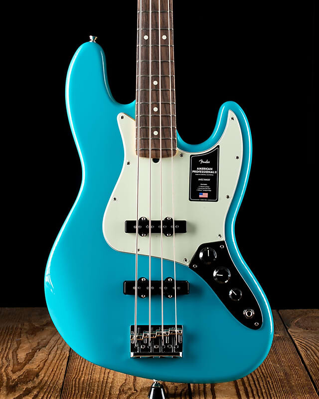 

Бас-гитара Fender American Professional II Jazz Bass, синий