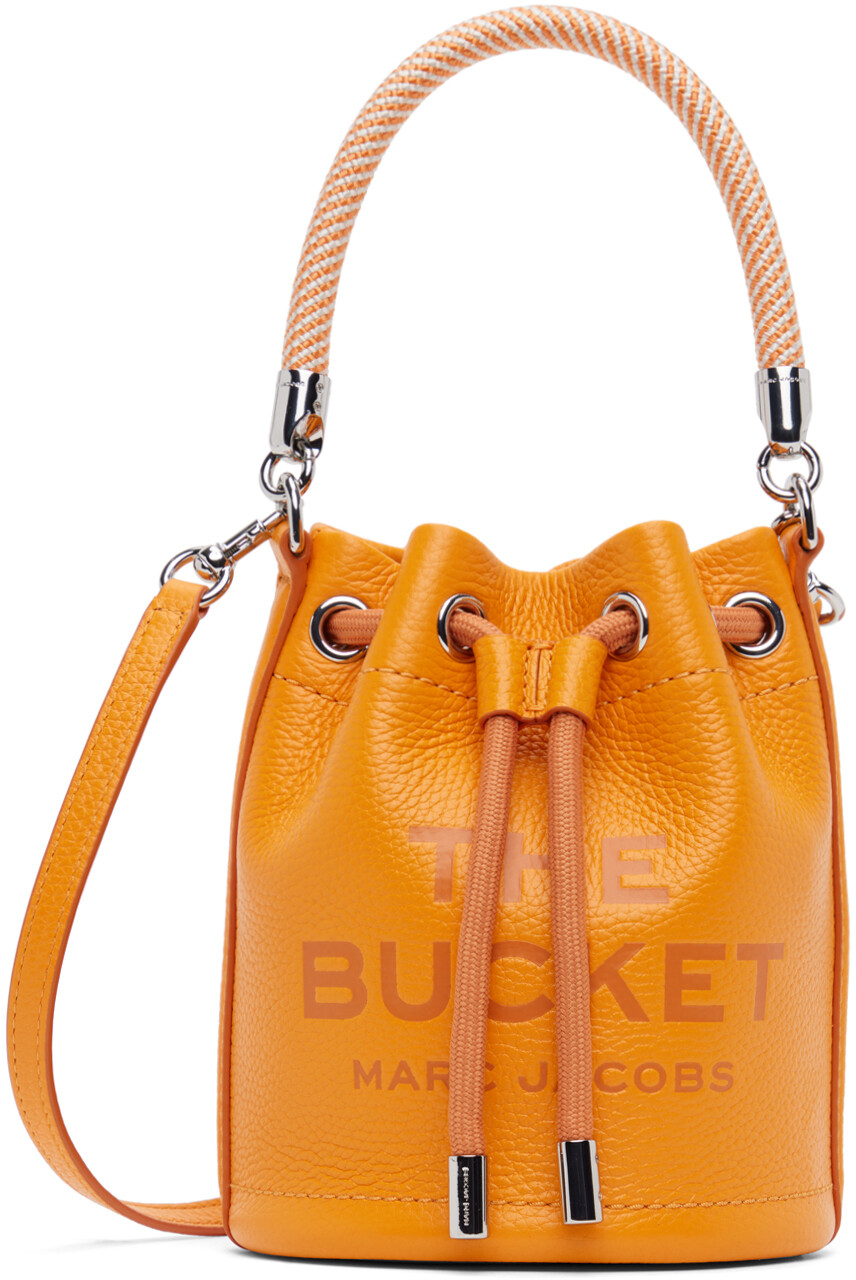 

Оранжевая сумка Micro 'The Bucket' Marc Jacobs