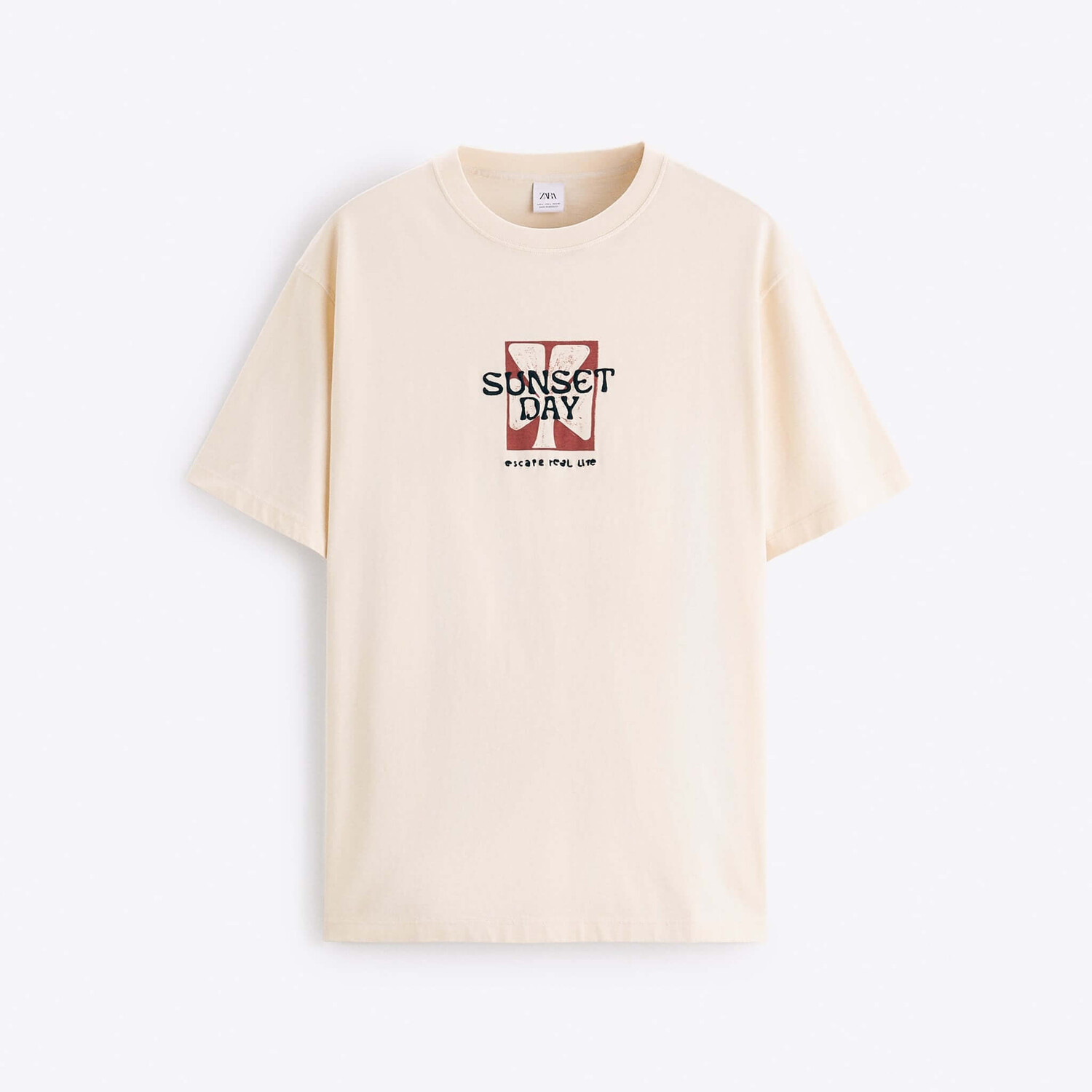 

Футболка Zara Contrast Printed, экрю