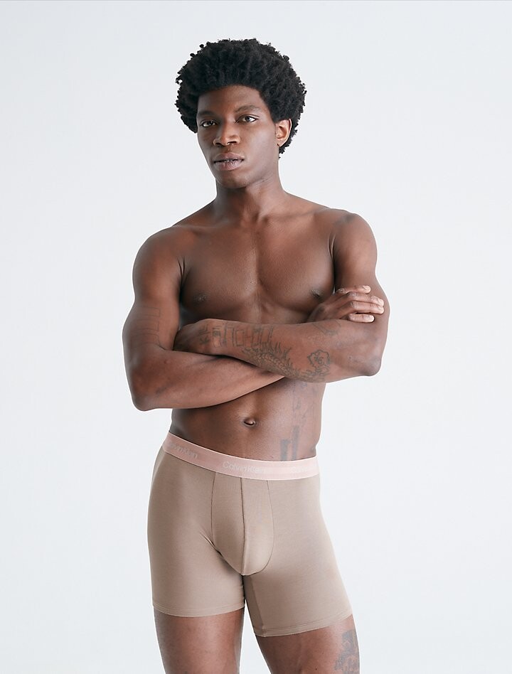 

Ультрамягкие трусы-боксеры Modern Calvin Klein, коричневый