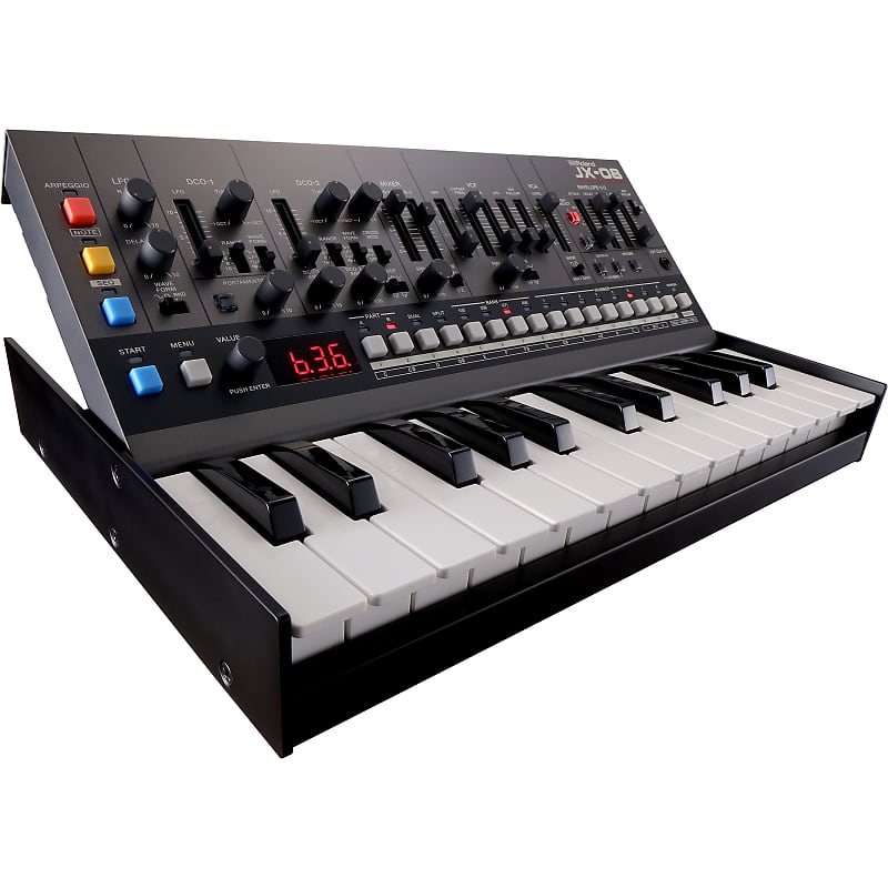 Модуль синтезатора Roland Boutique JX-08 с клавишным блоком K-25m midi клавиатура roland k 25m