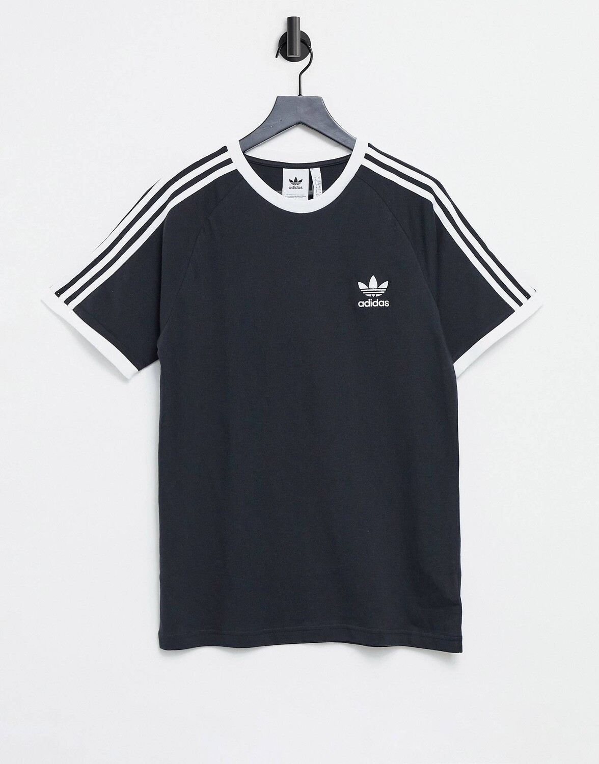 

Футболка Adidas Originals Adicolor Three Stripe, черный/белый