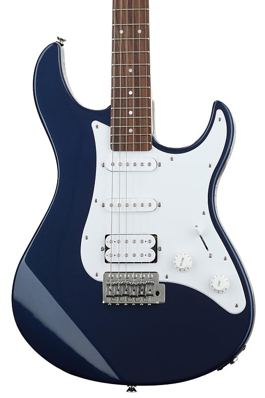 

Электрогитара Yamaha PAC012 Pacifica — синий металлик PAC012METALLICBLUE