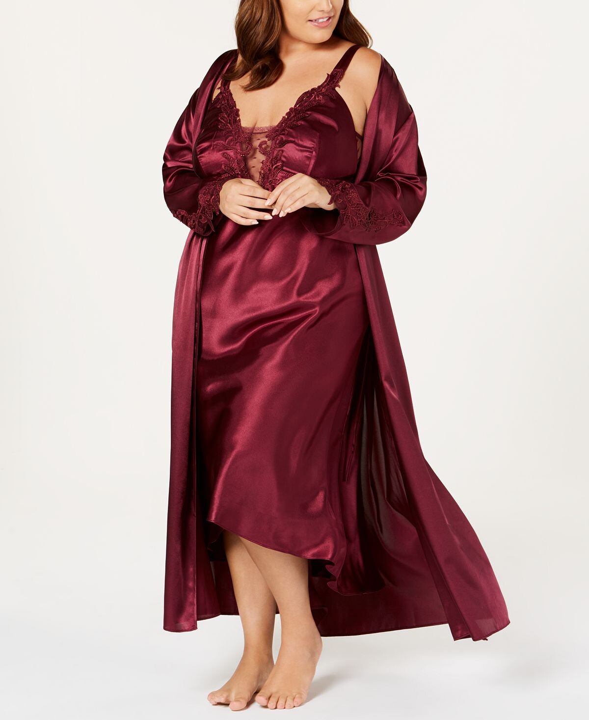 

Атласное нижнее белье больших размеров stella robe Flora by Flora Nikrooz