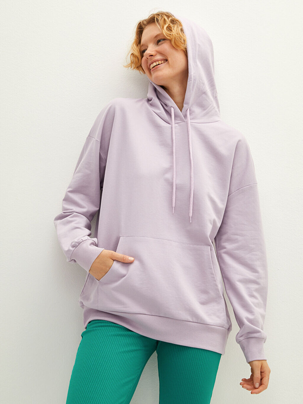 

Прямая женская толстовка с длинным рукавом и воротником с капюшоном LCW Casual
