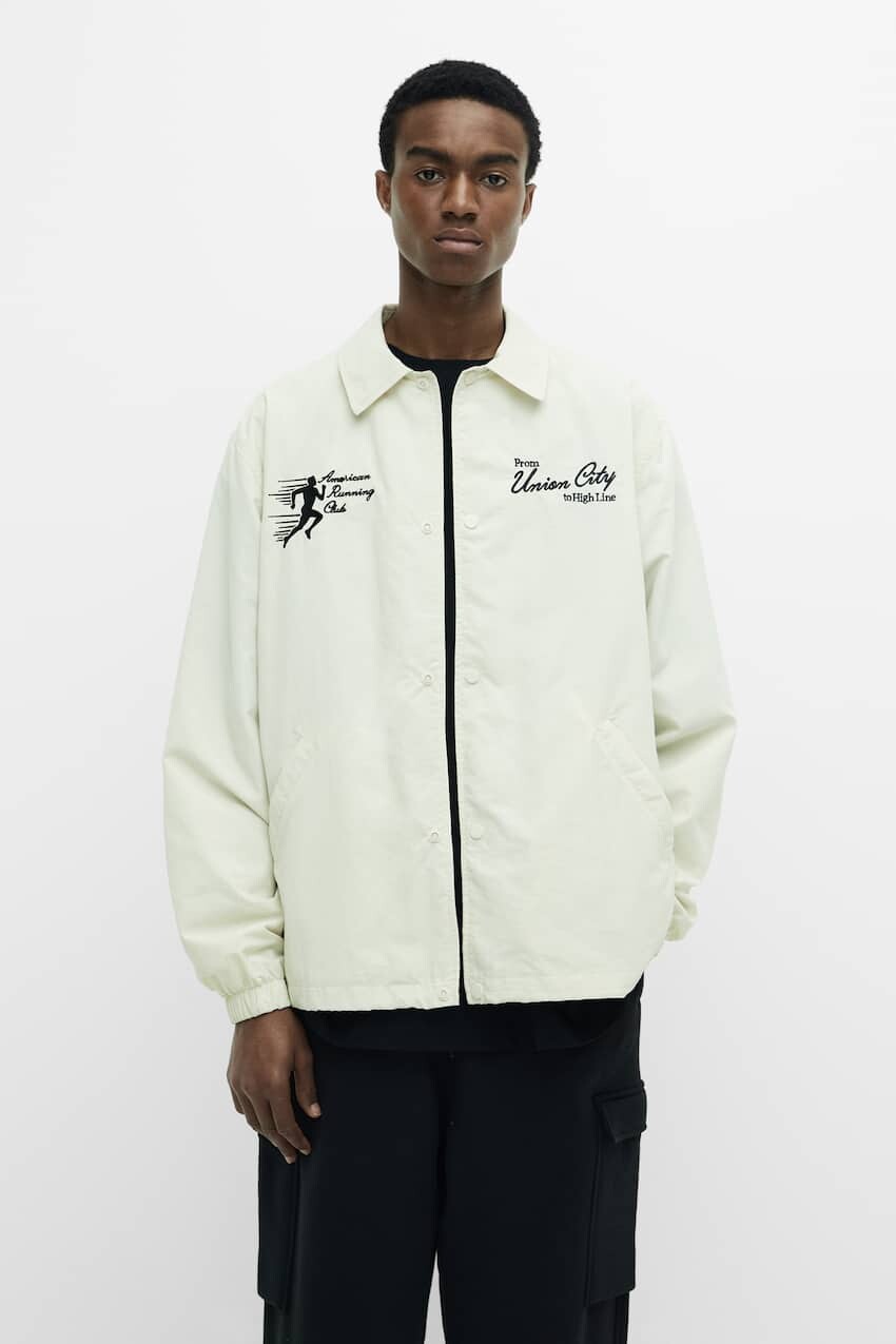 

Легкая куртка Pull&Bear, песочный