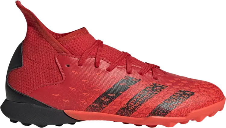 Кроссовки Adidas Predator Freak.3 TF J 'Demonscale - Solar Red', красный