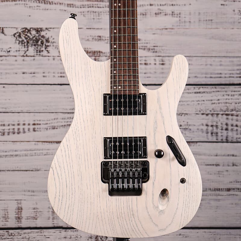 

Фирменная гитара Ibanez Paul Wagoner | ШИМ20 PWM20 Paul Waggoner Signature
