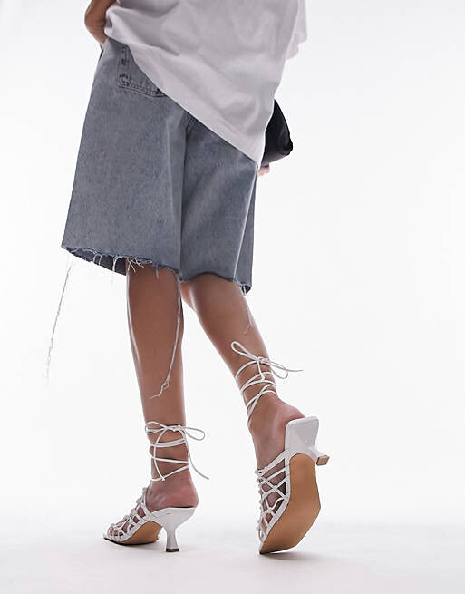 

Белые босоножки на среднем каблуке с завязкой на щиколотке Topshop Wide Fit Ariel