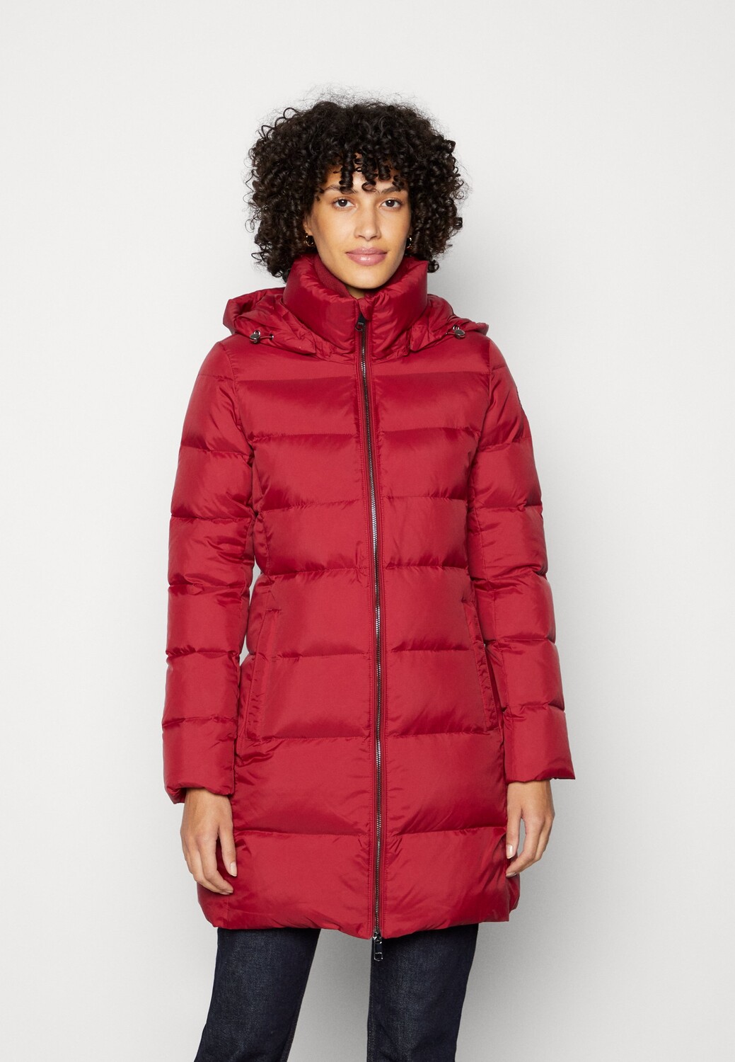 

Пуховик Tommy Hilfiger, красный