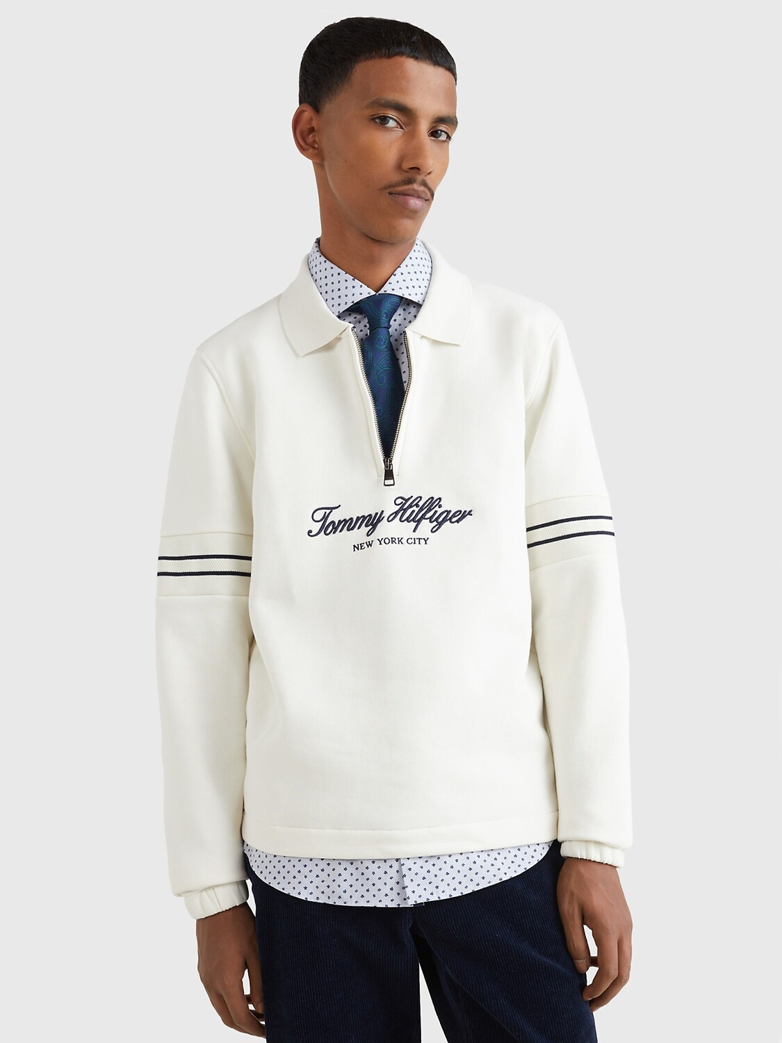 

Толстовка с логотипом signature Tommy Hilfiger, слоновая кость