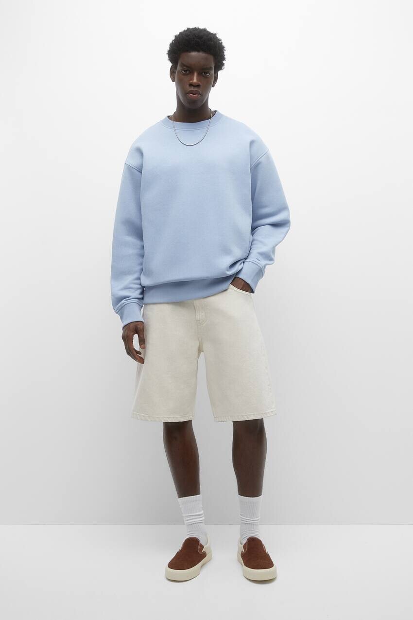 

Шорты-бермуды из денима свободного кроя Pull&Bear, экрю