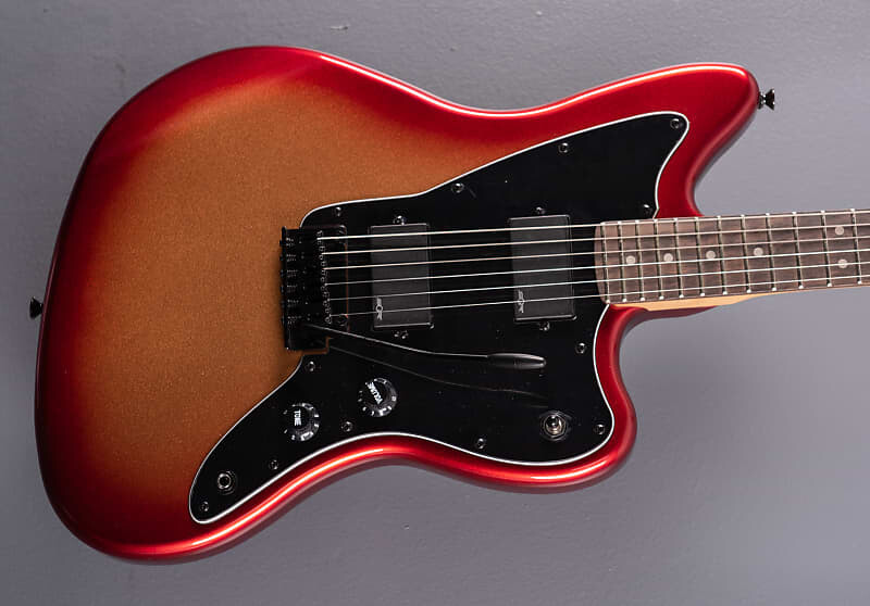 

Contemporary Active Jazzmaster HH - Sunset Metallic Squier