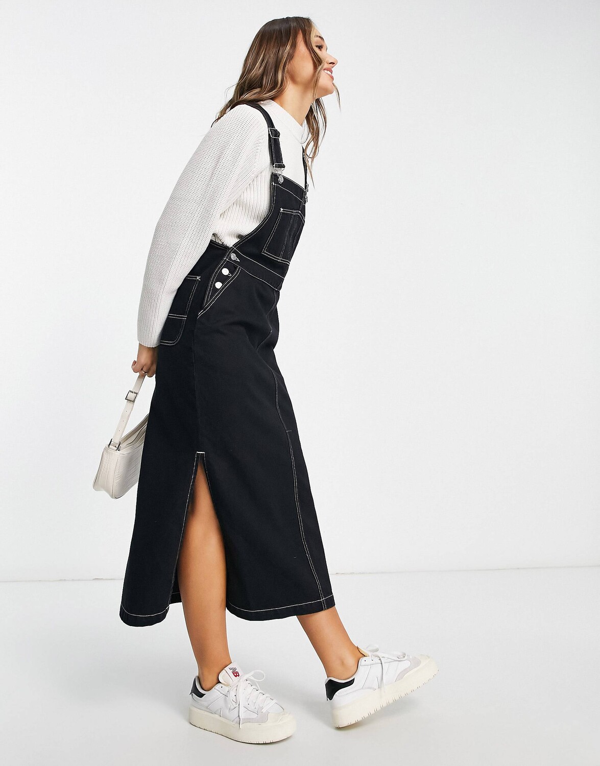 

Черное платье-комбинезон с контрастной отстрочкой ASOS DESIGN