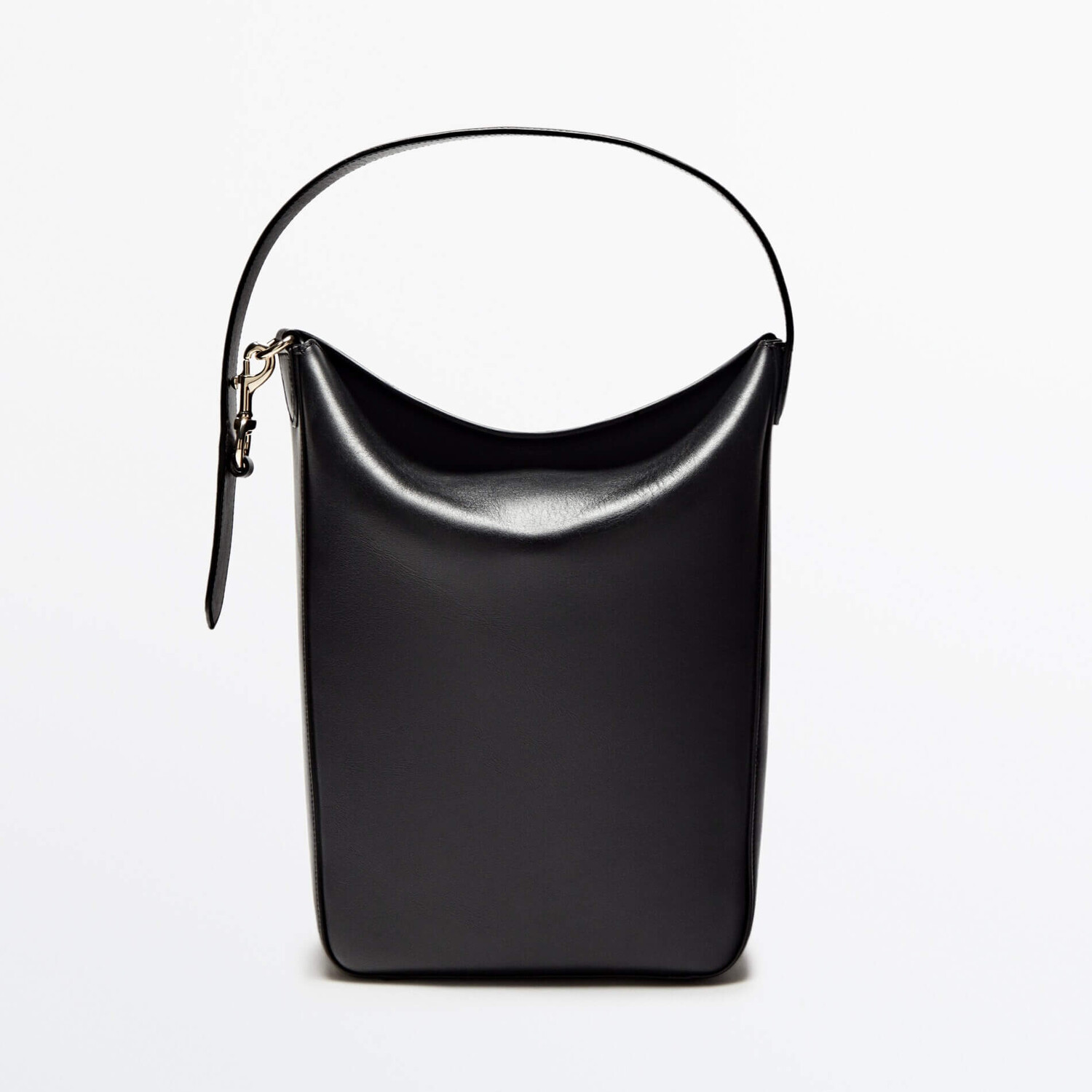 

Сумка кросс-боди Massimo Dutti Nappa Leather, черный