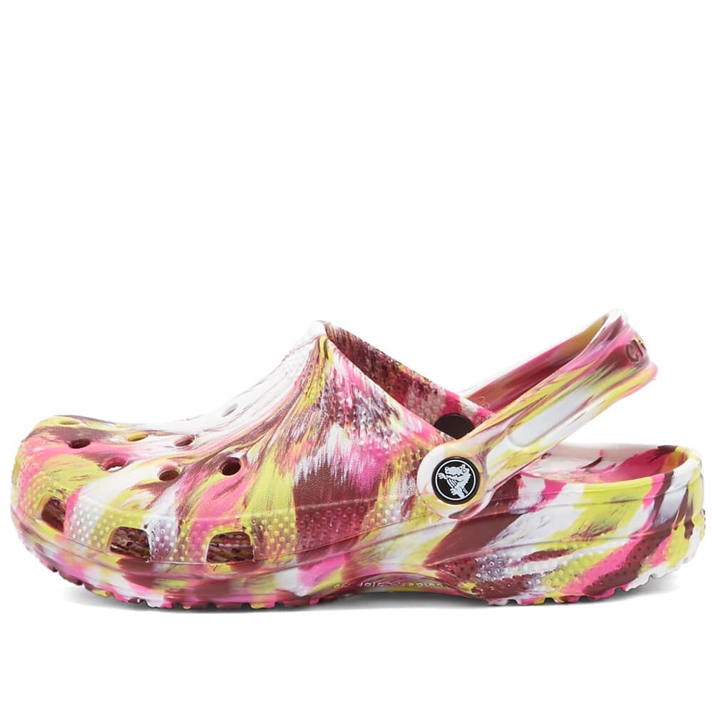

Классические мраморные сабо Crocs