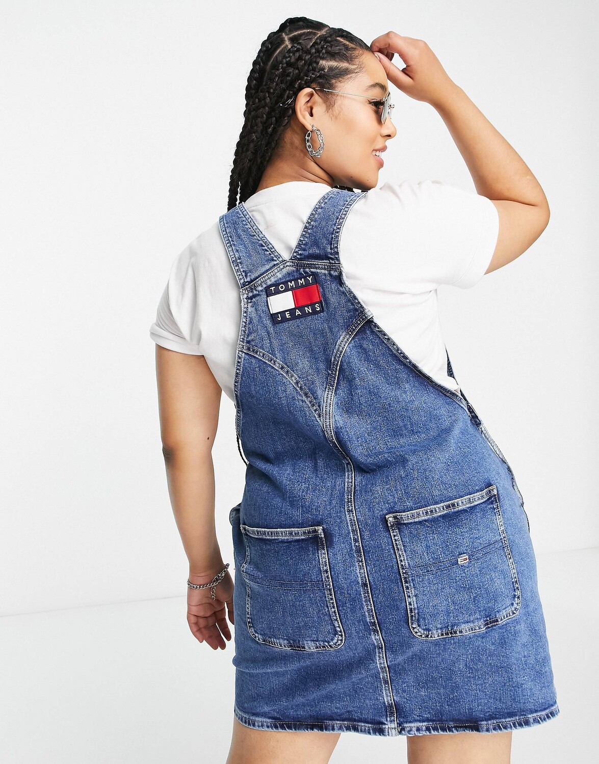 

Потертое платье-комбинезон Tommy Jeans Plus