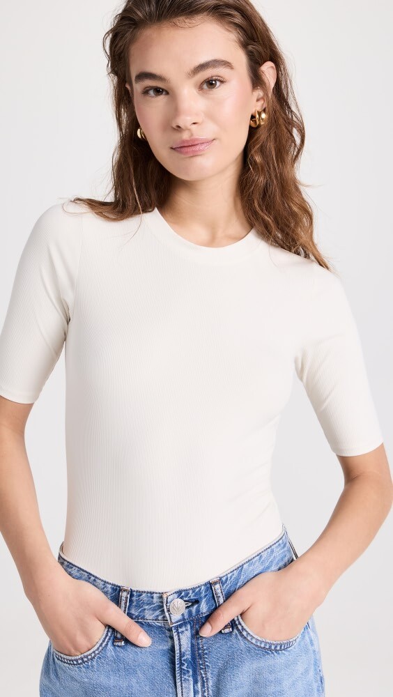 

Боди SPANX Suit Yourself Ribbed Short Sleeve