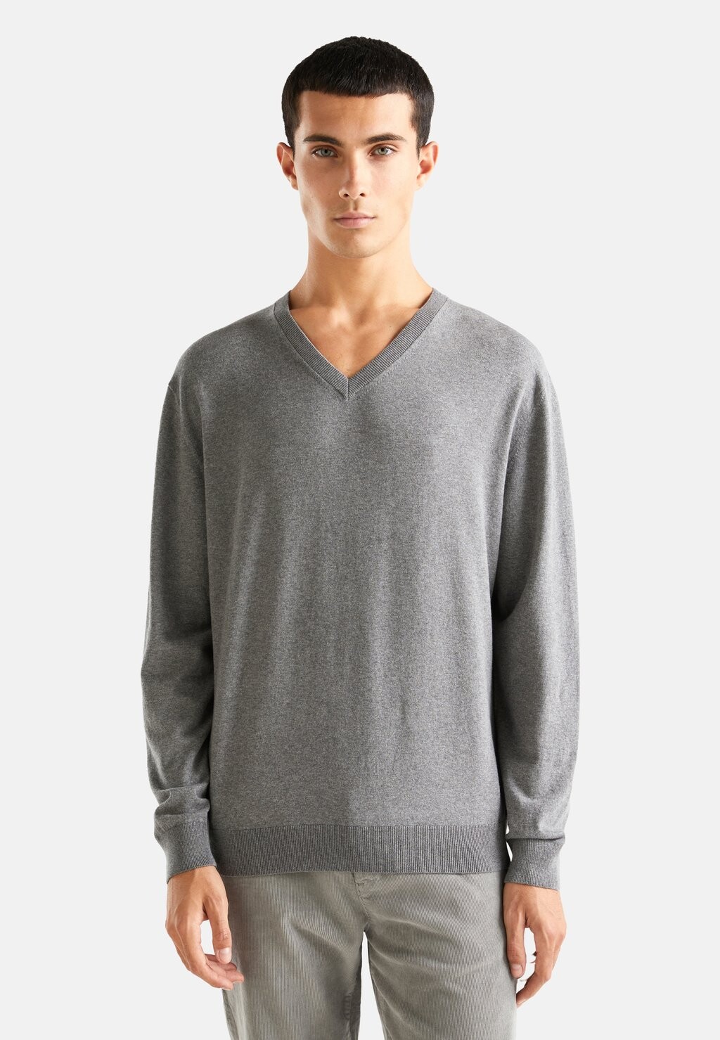 

Свитер Stretch V-Neck United Colors of Benetton, цвет grey