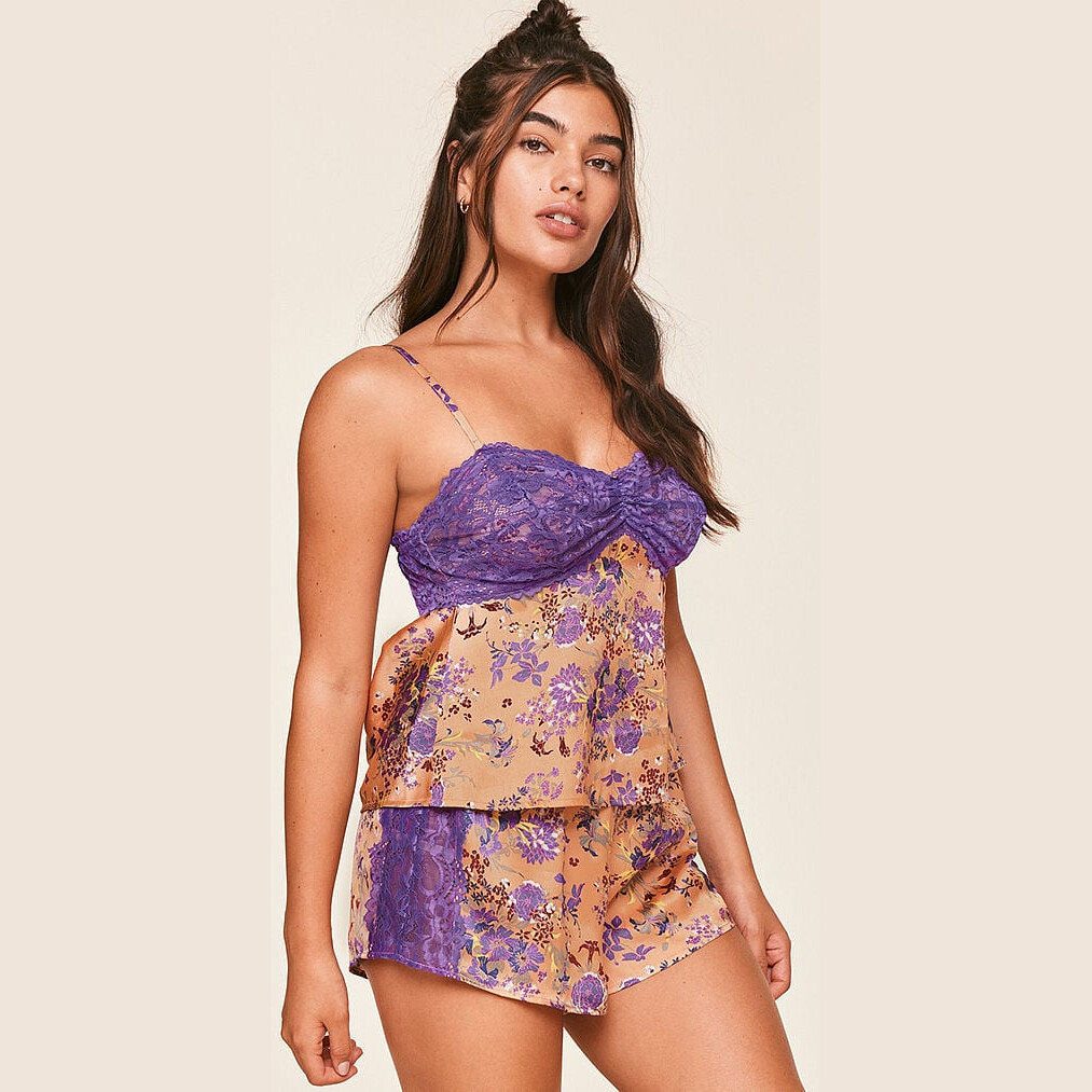 

Пижама Adore Me Chrisy Bustling Bouquets, персиковый/сиреневый