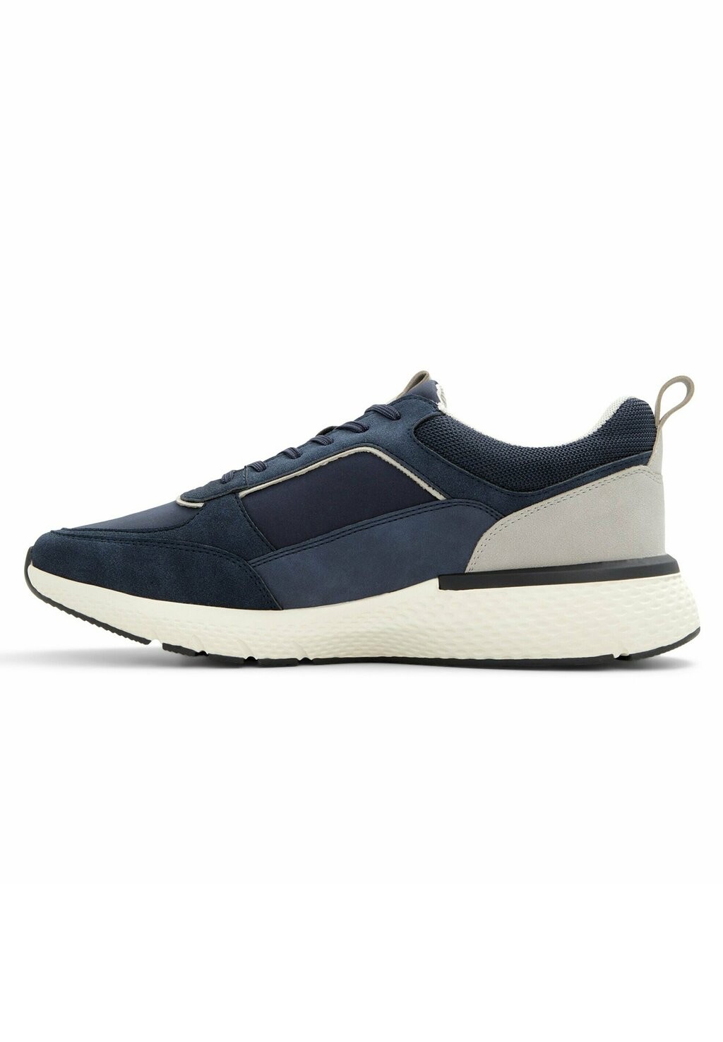 

Низкие кеды ALDO