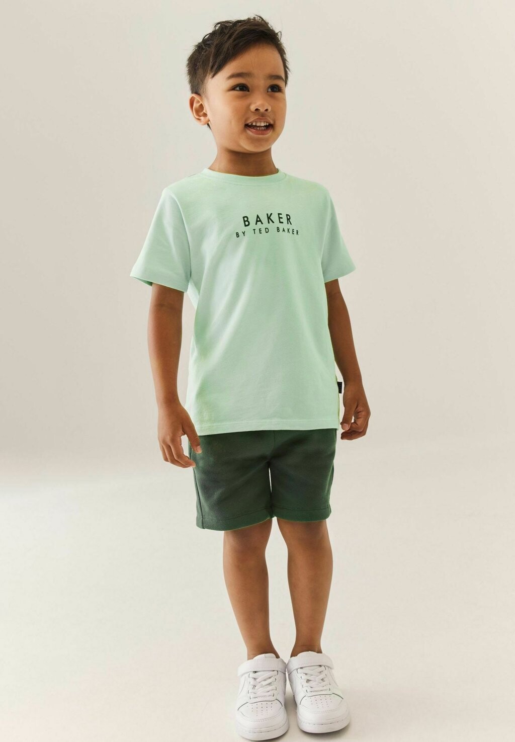 

Шорты SET REGULAR FIT Baker by Ted Baker, цвет green