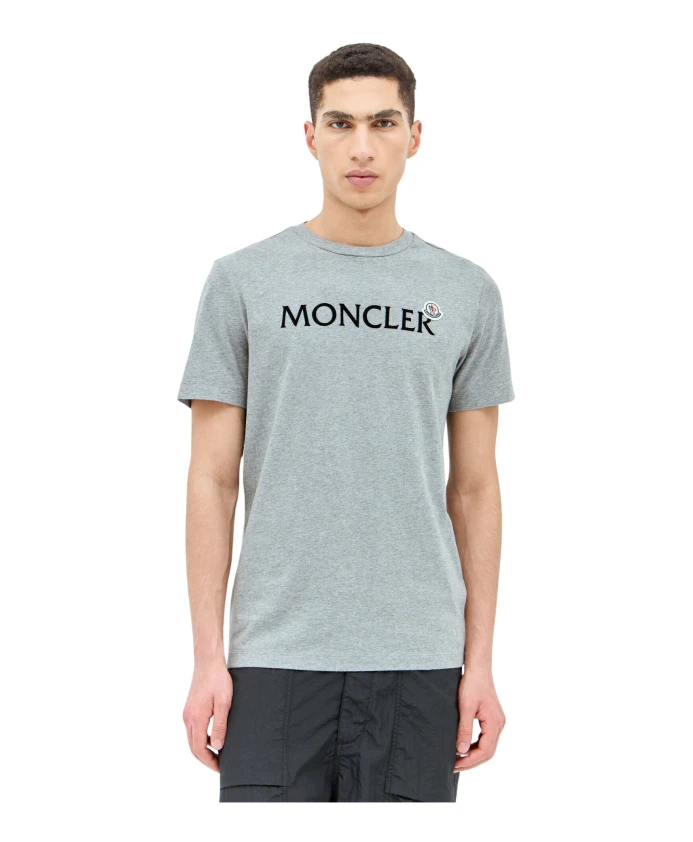 

Хлопковая футболка с вышитым логотипом Moncler, серый