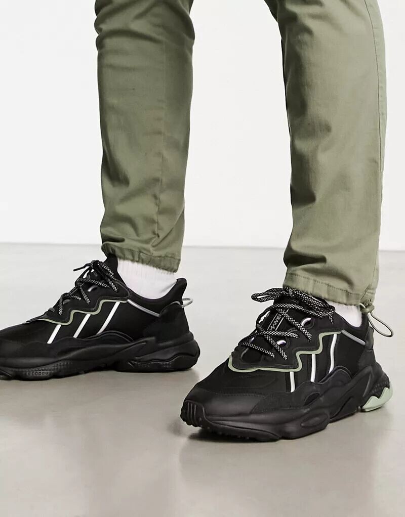 

Черные и серебристые кроссовки adidas Originals Ozweego