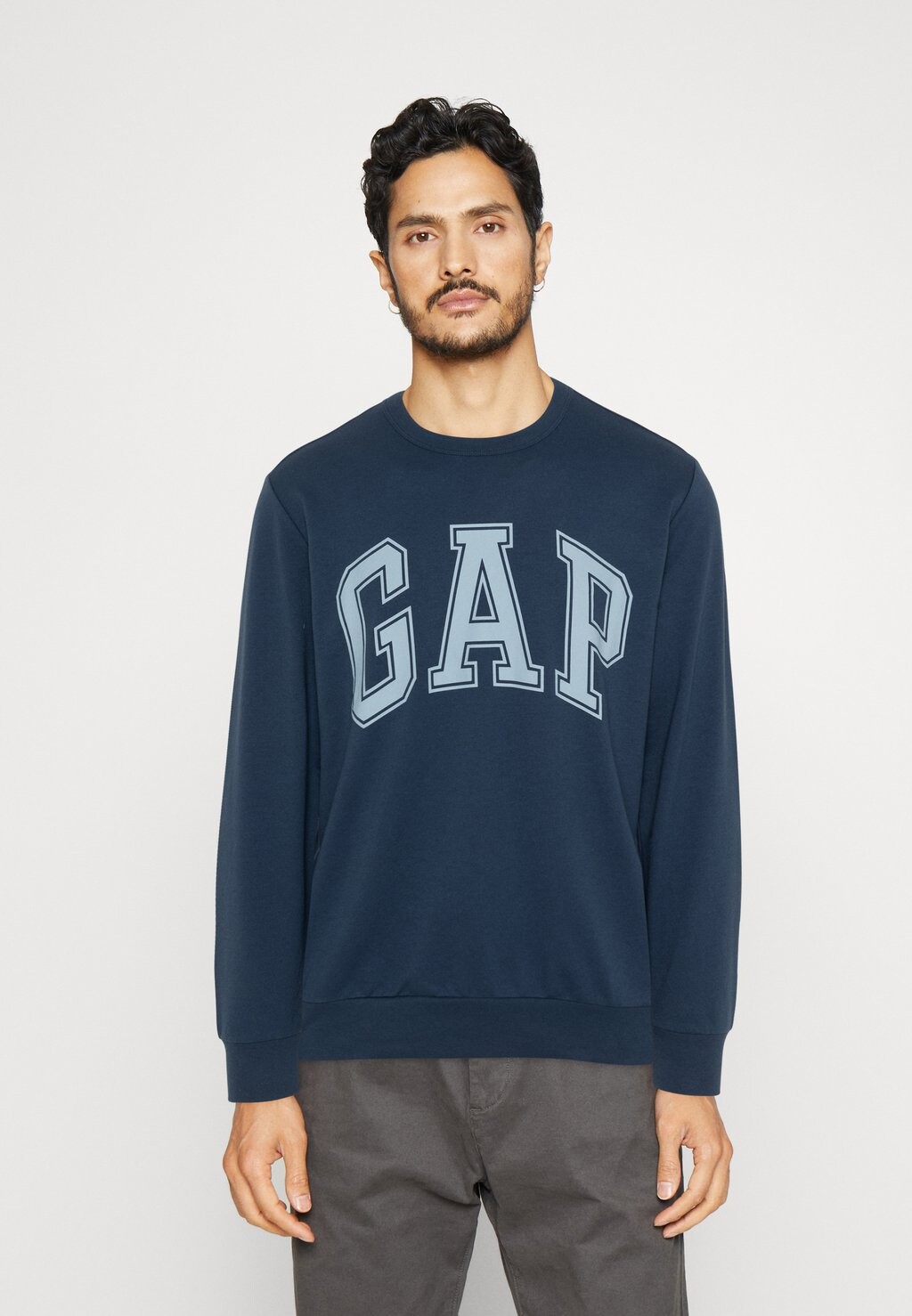 

Толстовка GAP