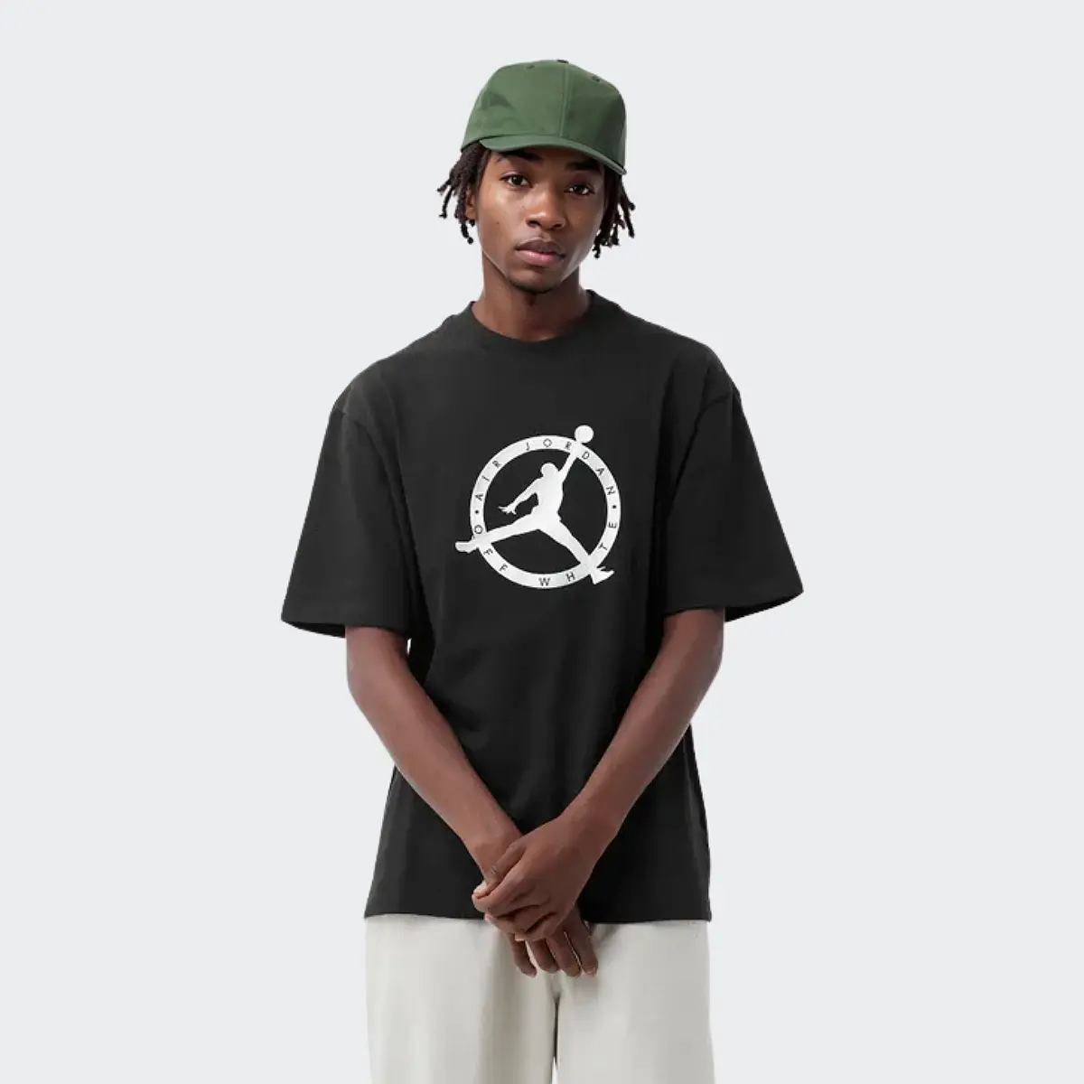 

Футболка Off-White x Jordan, черный