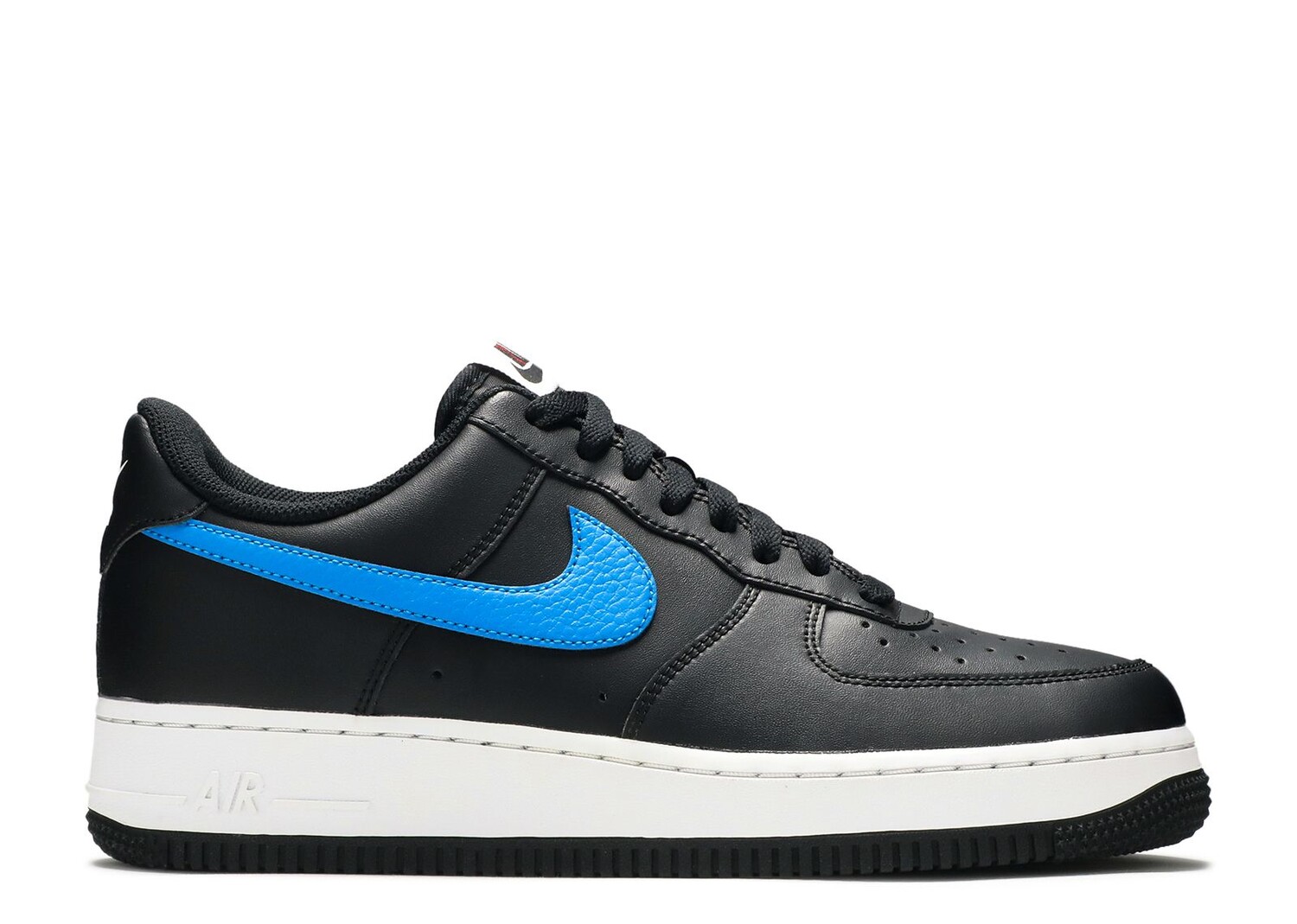 

Кроссовки Nike Air Force 1 '07 'Mismatch Swooshes - Black', черный