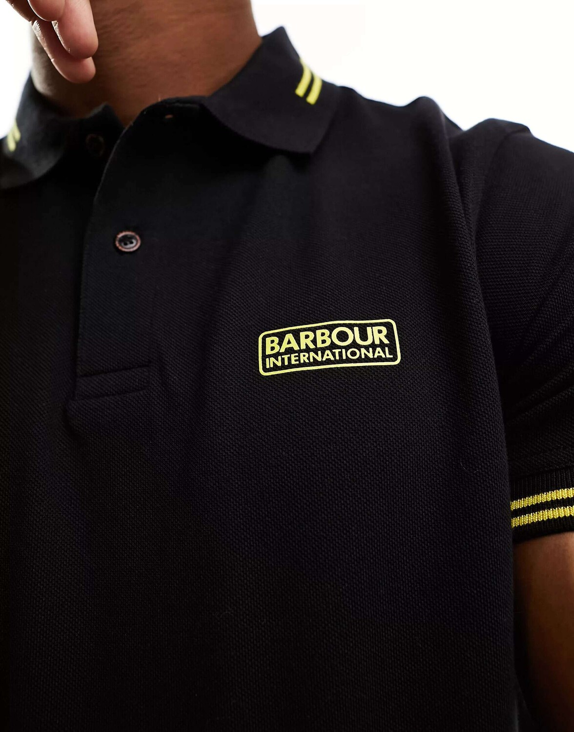 

Черно-желтая рубашка-поло с короткими рукавами Barbour International Essential