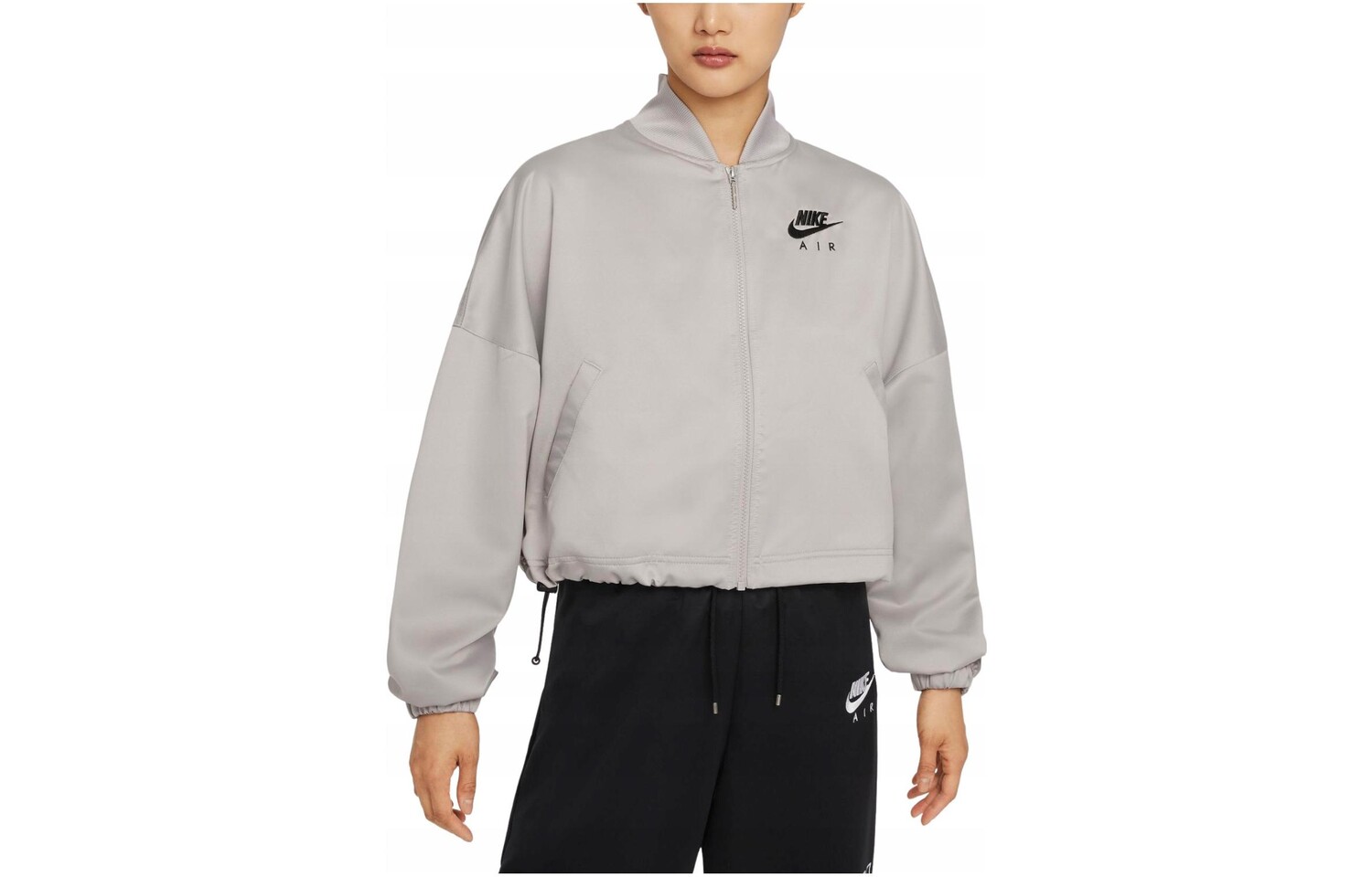 

Куртка женская серая Nike