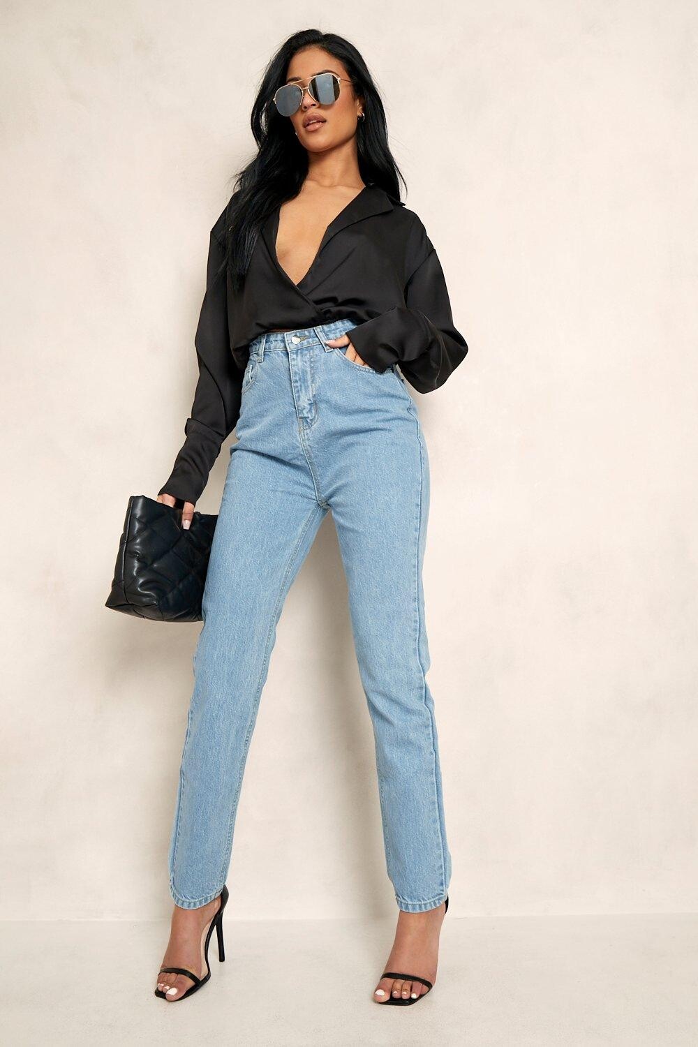 

Классические джинсы mom с высокой посадкой basics Boohoo, синий