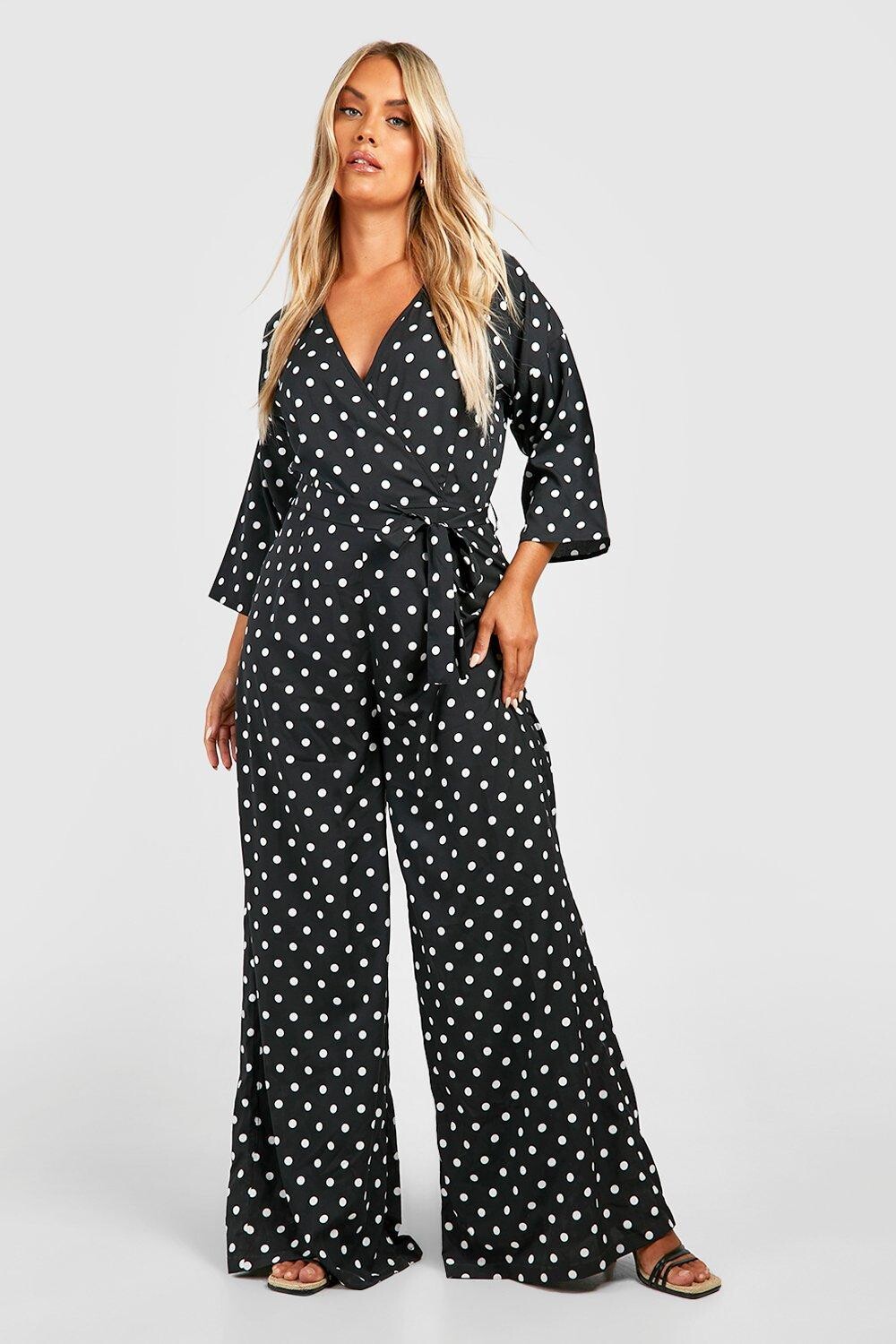

Комбинезон плюс в гороток с завязкой и поясом Boohoo, черный