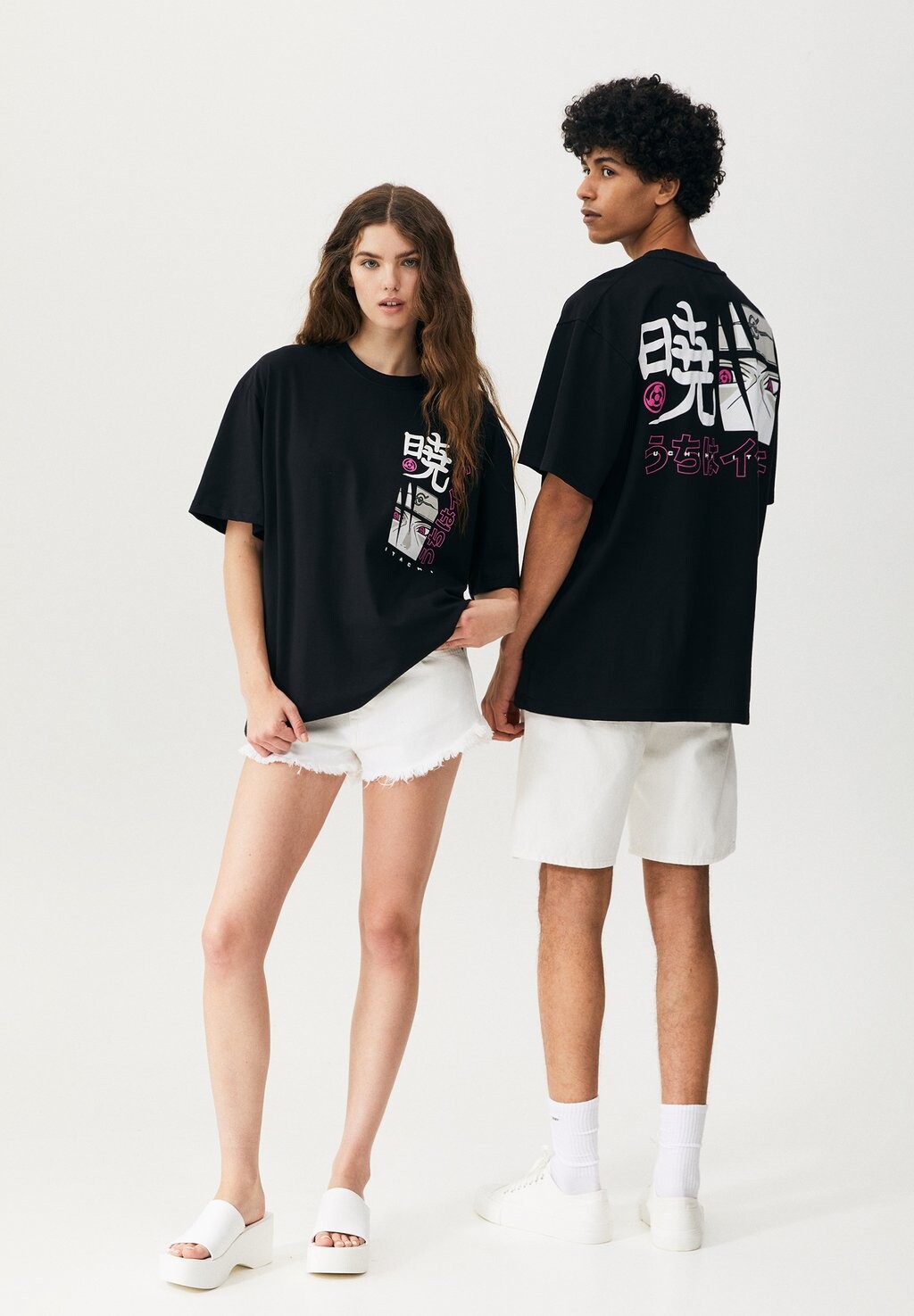 

Футболка с принтом PULL&BEAR, черный