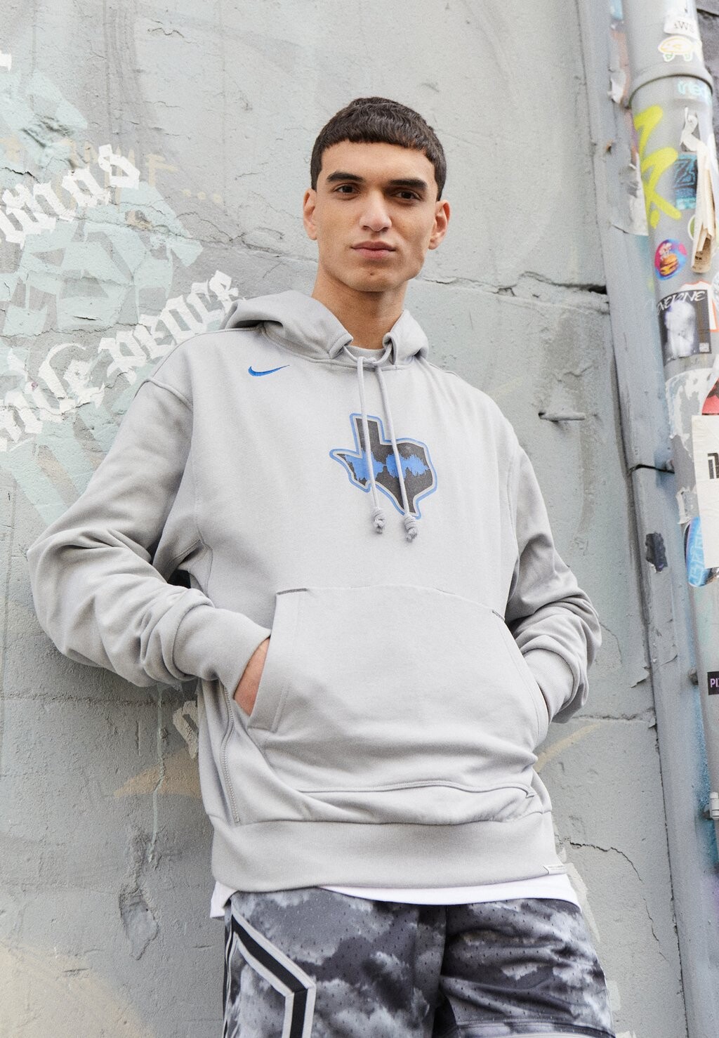 

Team Nba Dallas Mavericks City Edition Hoodie Nike, цвет silver-coloured