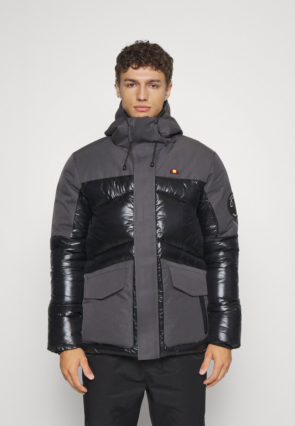 

Зимняя куртка Ellesse CIMINI PADDED JACKET, черный