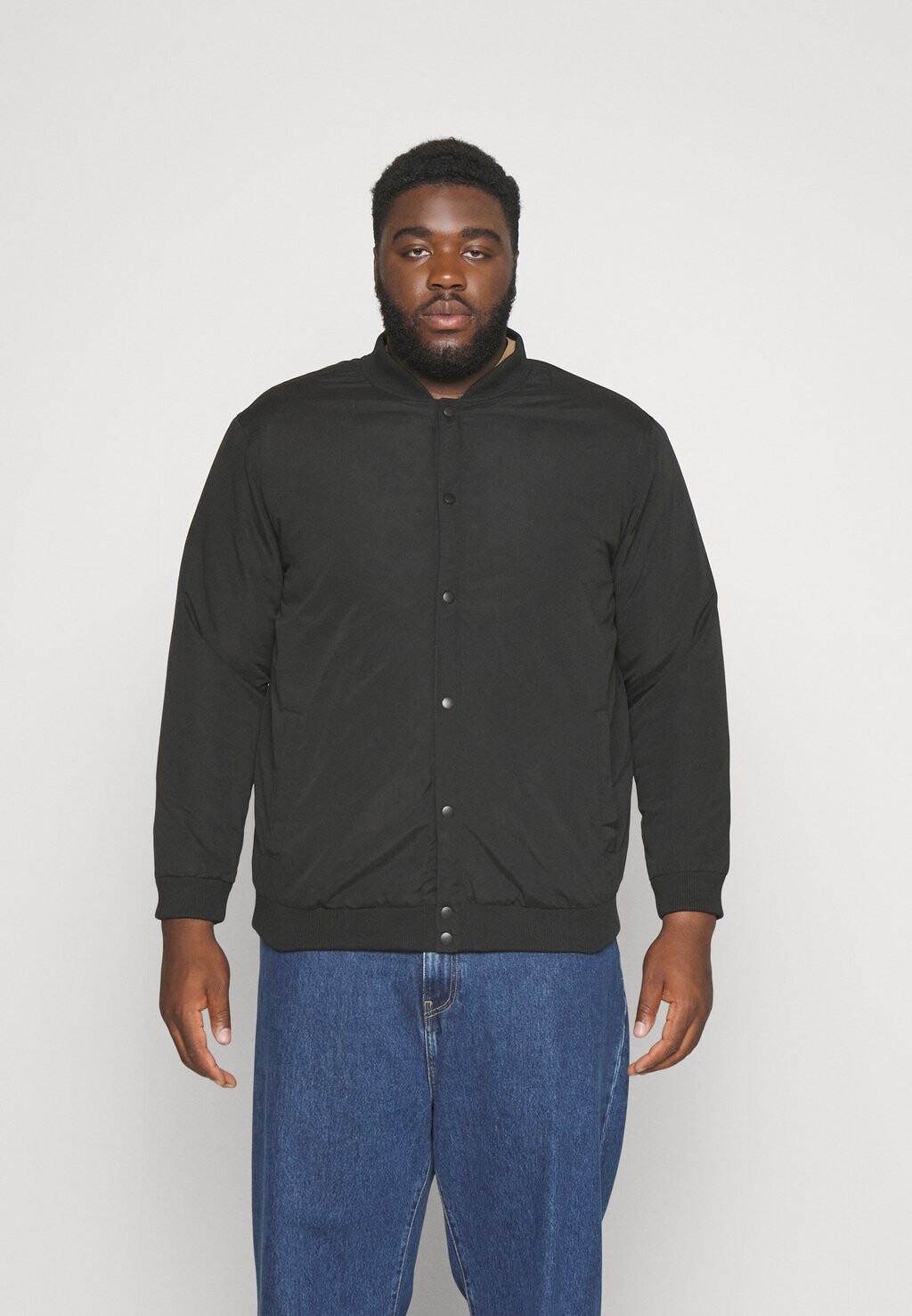 

Ветровка Jack & Jones JJWARRIOR COLLEGE, черный