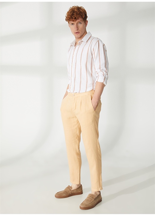 

Оранжевые мужские брюки узкого кроя с нормальной талией и нормальными штанинами AT.P.CO, Оранжевый