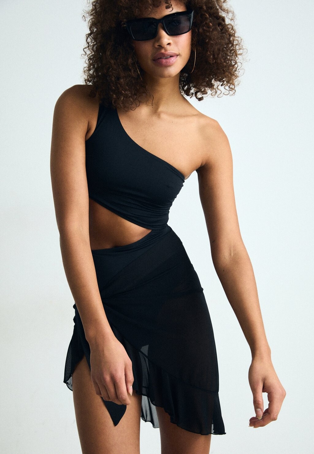 

Пляжный аксессуар SOLANGE RUFFLE Hunkemöller, цвет black