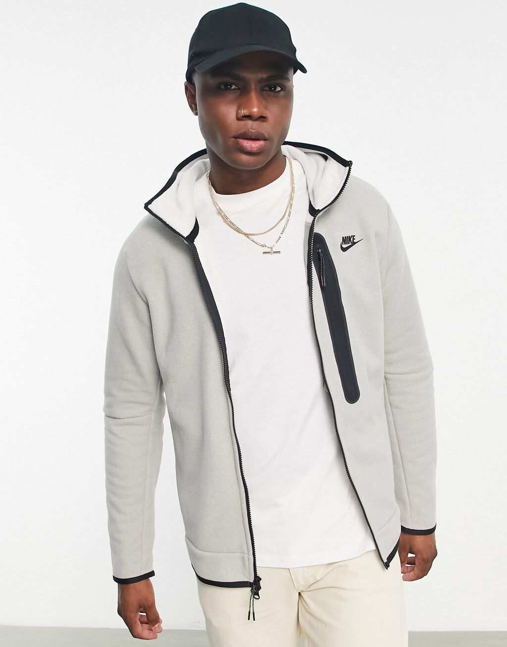 

Зимняя худи Nike Tech Fleece булыжника