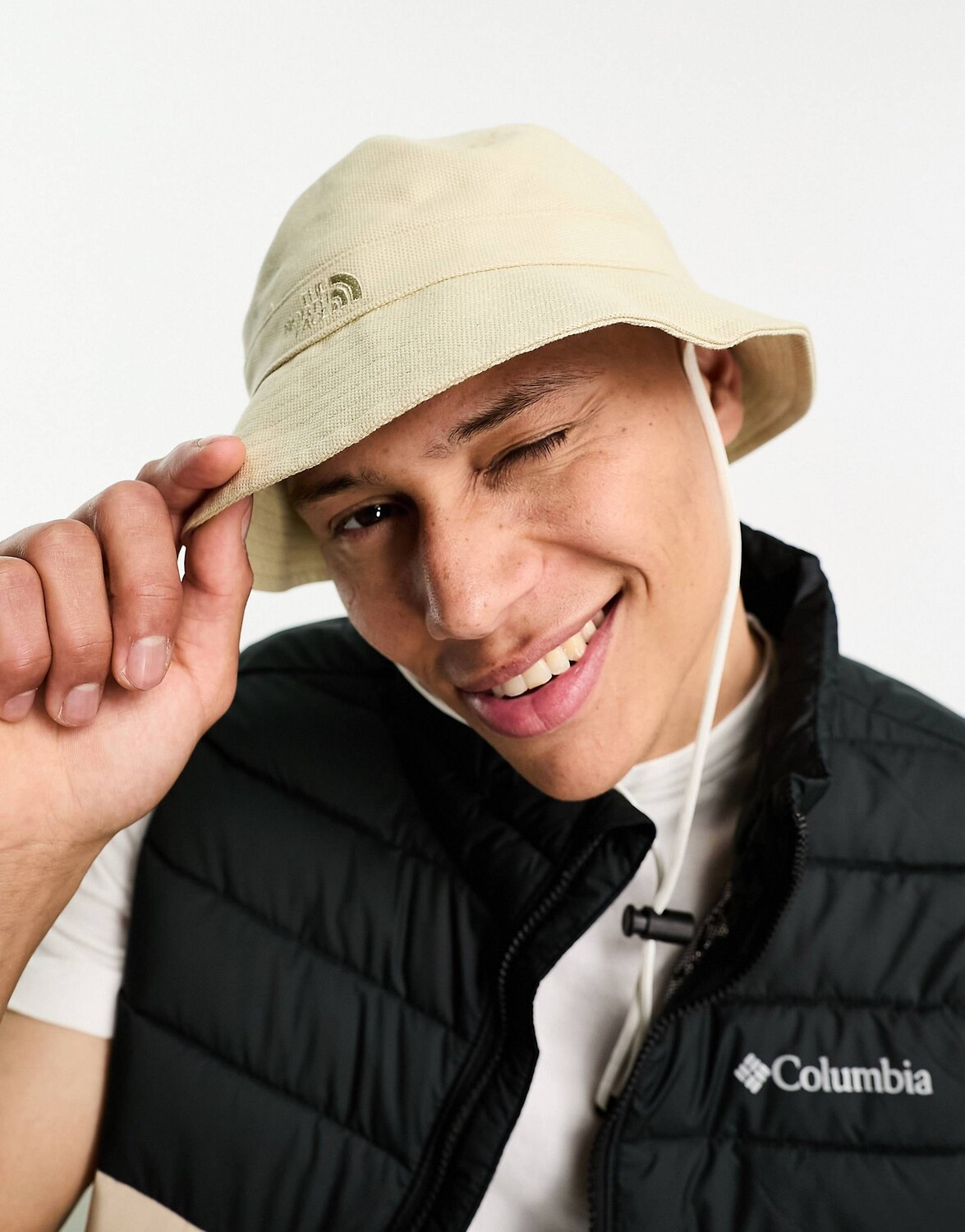 

Панама The North Face Mountain из камня
